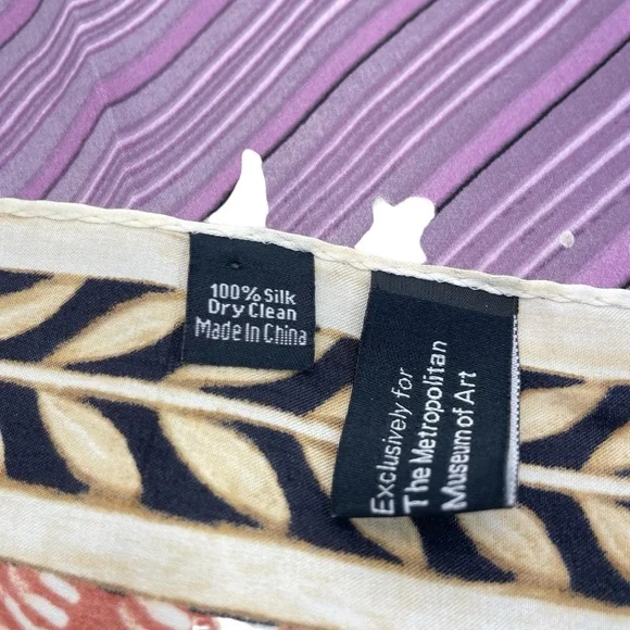 The Met Silk Scarf OS - Picture 12 of 13